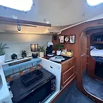 Un Salon Sur L Eau